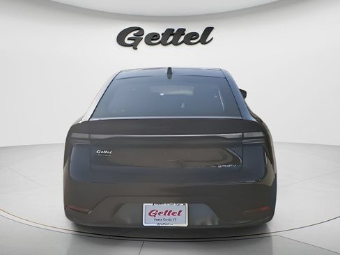 New 2026 Toyota Prius Plug-In Hybrid FWD image 7