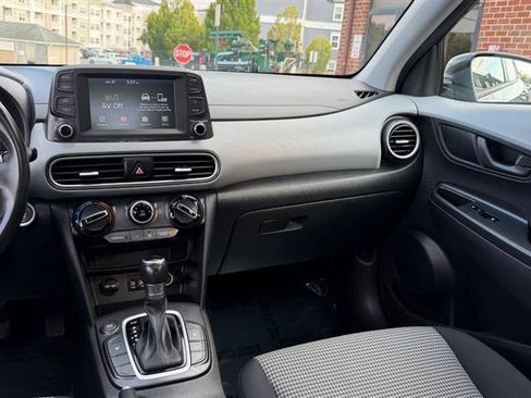 Used 2018 Hyundai Kona SEL w/ SEL Tech Package 02 FWD image 27