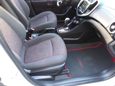 Used 2019 Chevrolet Sonic LT w/ Convenience Package FWD image 28
