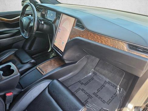 Used 2020 Tesla Model X Long Range image 22