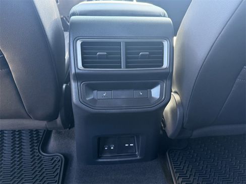 New 2026 Volkswagen Atlas Cross Sport SEL Premium R-Line image 25