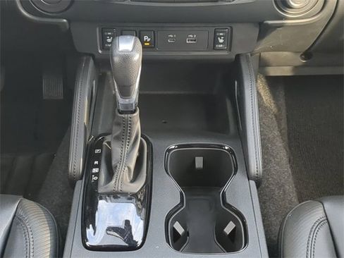 Used 2022 Nissan Frontier Pro-X w/ Pro-X Premium Package image 18