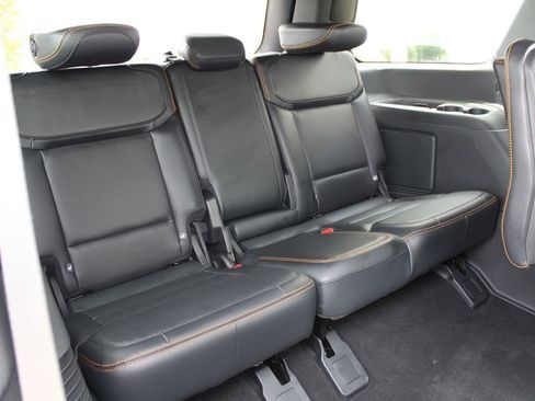 Used 2025 Ford Expedition Tremor AWD/4WD image 27