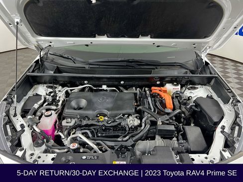 Used 2023 Toyota RAV4 SE w/ Weather & Moonroof Package image 34