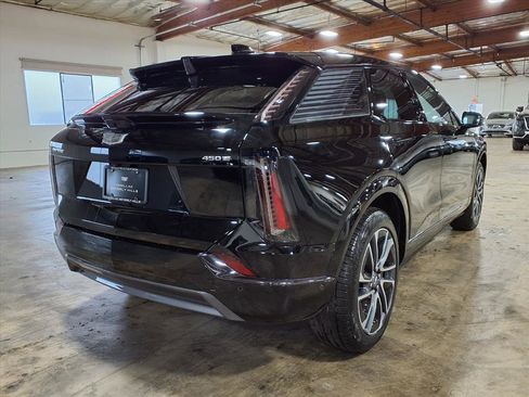 New 2026 Cadillac Optiq Sport 1 image 8