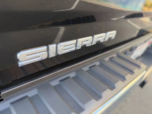 Used 2015 GMC Sierra 1500 SLE w/ SLE Value Package image 12