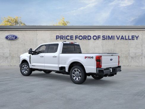 New 2026 Ford F250 Lariat w/ Lariat Premium Package image 4