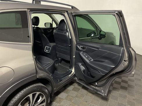 Used 2020 Subaru Forester Limited image 31