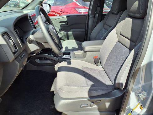 New 2026 Nissan Frontier SV image 5