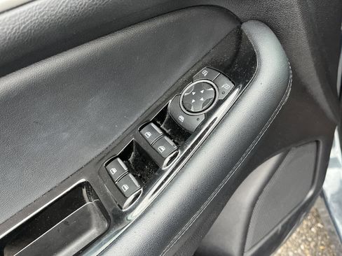 Used 2019 Ford Edge SEL w/ Equipment Group 201A image 17