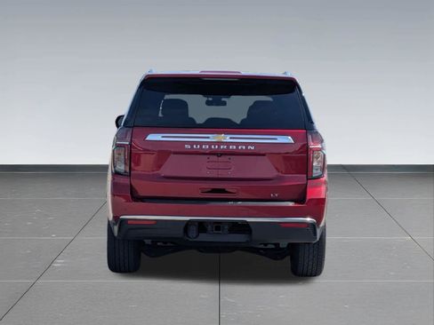 Used 2021 Chevrolet Suburban LT AWD/4WD image 4