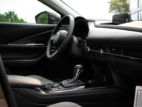 Used 2025 MAZDA CX-30 AWD 2.5 S w/ Preferred Package image 35