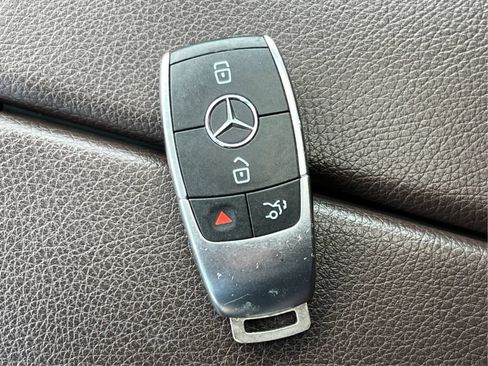 Used 2020 Mercedes-Benz GLE 350 4MATIC image 44