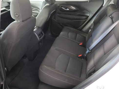 Used 2023 GMC Terrain SLE FWD image 19