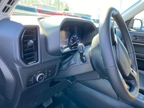 Used 2023 Ford Bronco Sport Outer Banks image 9