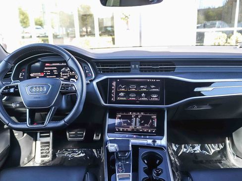 Used 2023 Audi RS 6 w/ Black Optic Package AWD/4WD image 16