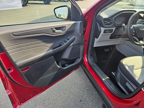 New 2025 Ford Escape Active w/ Cold Weather Package image 10