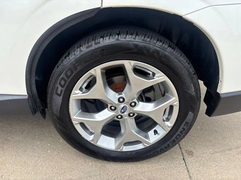 Used 2018 Subaru Forester 2.5i Touring AWD/4WD image 15