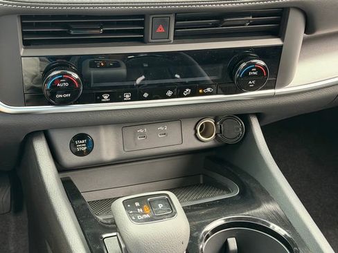 New 2026 Nissan Rogue SV FWD image 18
