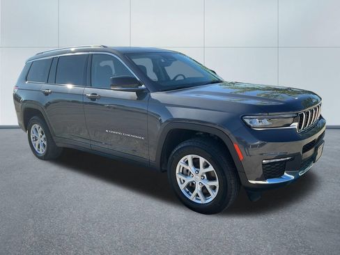 Certified 2023 Jeep Grand Cherokee L Limited AWD/4WD image 9