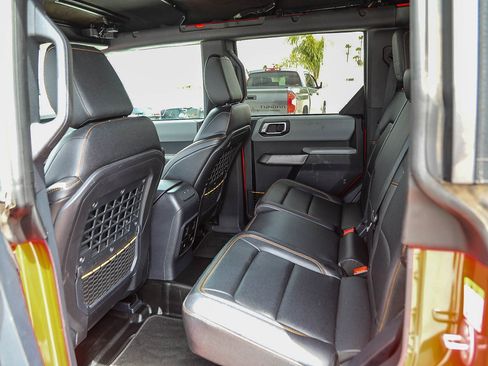Used 2021 Ford Bronco 4-Door AWD/4WD image 18
