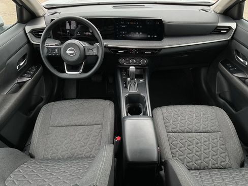 Used 2025 Nissan Kicks SV image 20