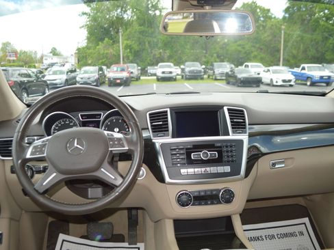 Used 2015 Mercedes-Benz ML 350 4MATIC image 17