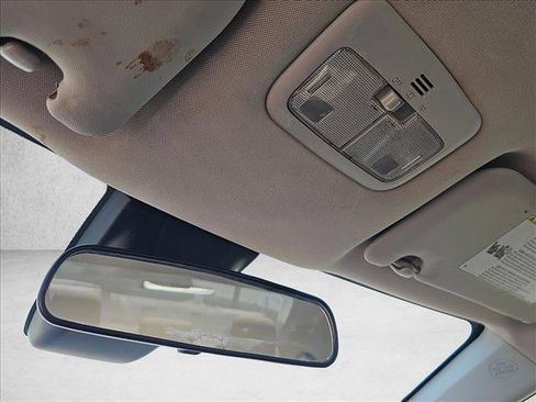 Used 2017 Toyota Corolla LE w/ Carpet Mat Package (TMS) FWD image 15