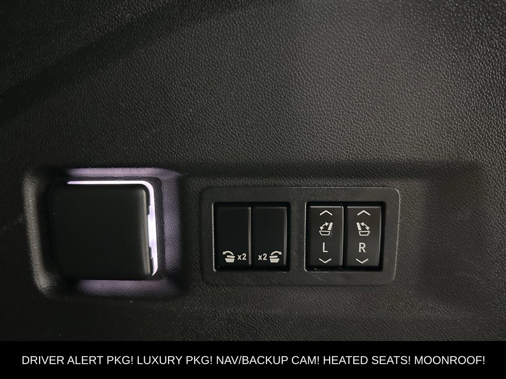 Used 2022 Chevrolet Tahoe Z71 w/ Luxury Package AWD/4WD image 38