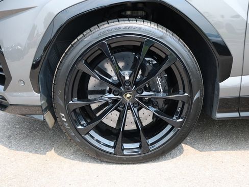 Used 2021 Lamborghini Urus AWD/4WD image 7