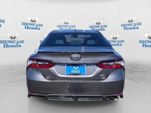 Used 2021 Toyota Camry SE w/ Convenience Package FWD image 7