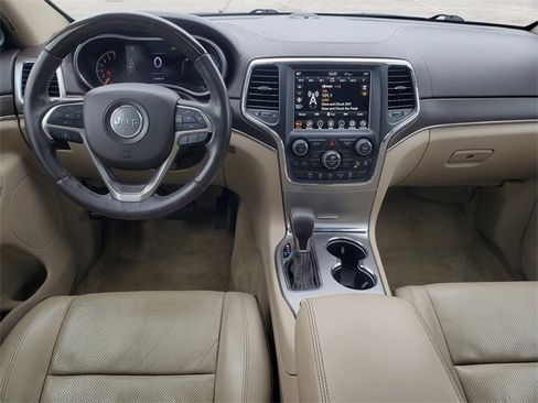Used 2018 Jeep Grand Cherokee Overland image 33