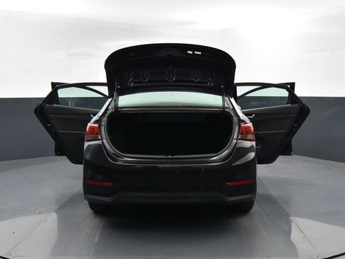 Used 2022 Hyundai Accent SE image 34