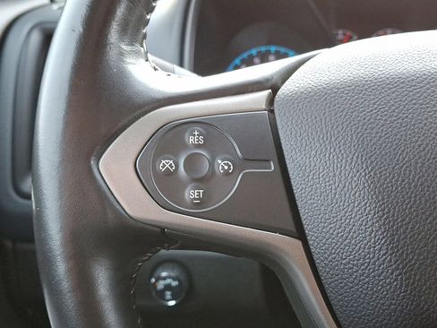 Used 2018 Chevrolet Colorado Z71 image 21