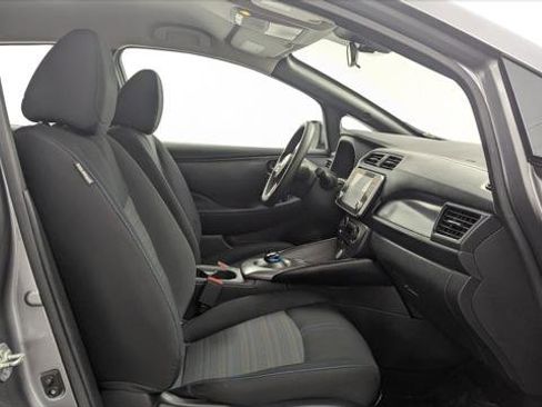 Used 2022 Nissan Leaf S FWD image 19
