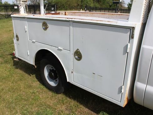 Used 2001 Ford F350 4x4 Crew Cab Super Duty image 8