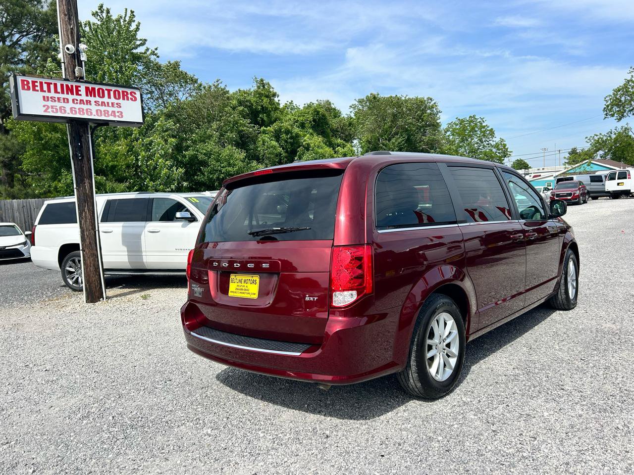 Used 2020 Dodge Grand Caravan SXT FWD image 2
