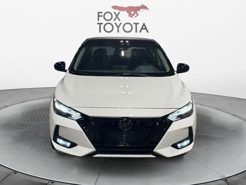 Used 2023 Nissan Sentra SR w/ Midnight Edition Package image 9