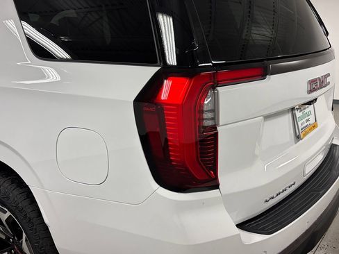 New 2026 GMC Yukon AT4 Ultimate AWD/4WD image 14
