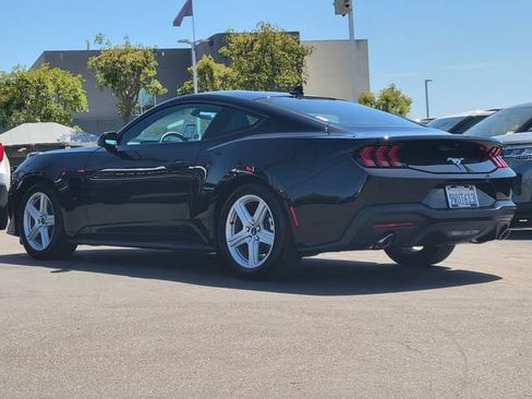 Used 2026 Ford Mustang Coupe RWD image 2