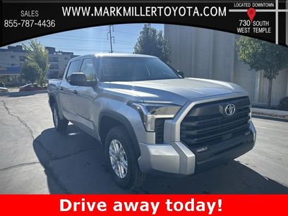 New 2026 Toyota Tundra SR5 w/ SR5 Convenience Package