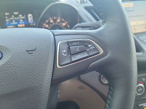 Used 2019 Ford Escape SEL AWD/4WD image 29