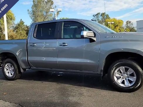 New 2026 Chevrolet Silverado 1500 LT image 3