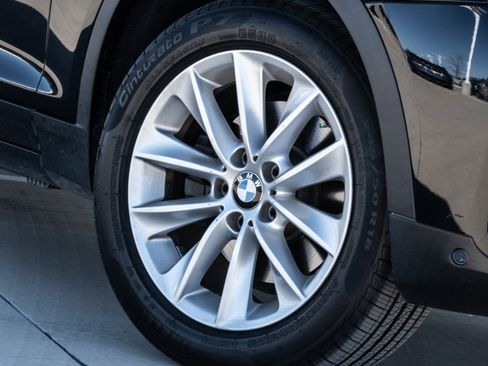 Used 2017 BMW X3 sDrive28i image 7