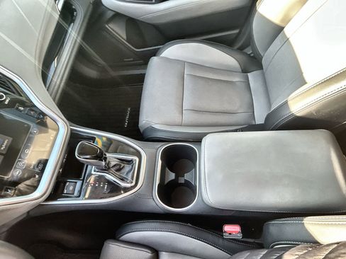 Used 2022 Subaru Outback Limited image 25