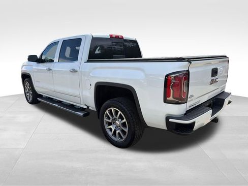 Used 2016 GMC Sierra 1500 Denali w/ Enhanced Driver Alert Package AWD/4WD image 5