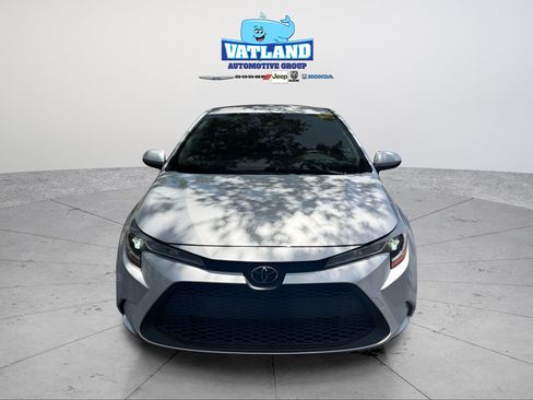 Used 2021 Toyota Corolla LE FWD image 8