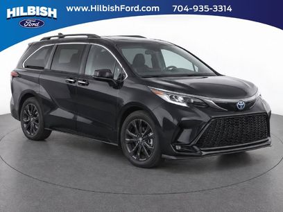 Used 2022 Toyota Sienna XSE w/ XSE Plus Package