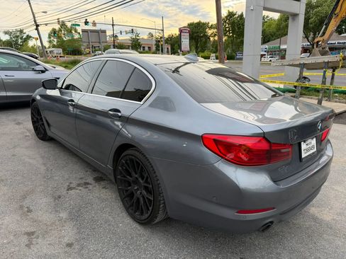 Used 2019 BMW 530i w/ Premium Package RWD image 2