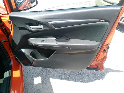 Used 2018 Honda Fit LX image 16